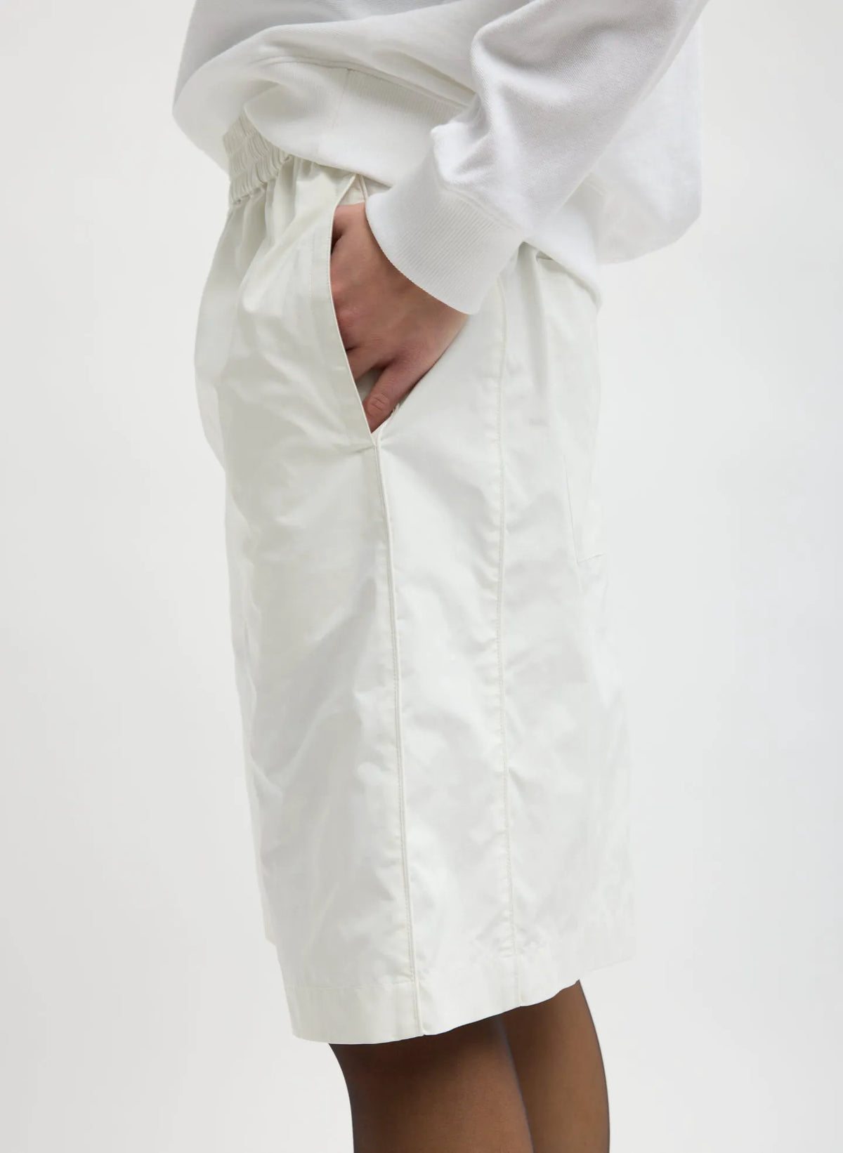 Nylon Easy Short