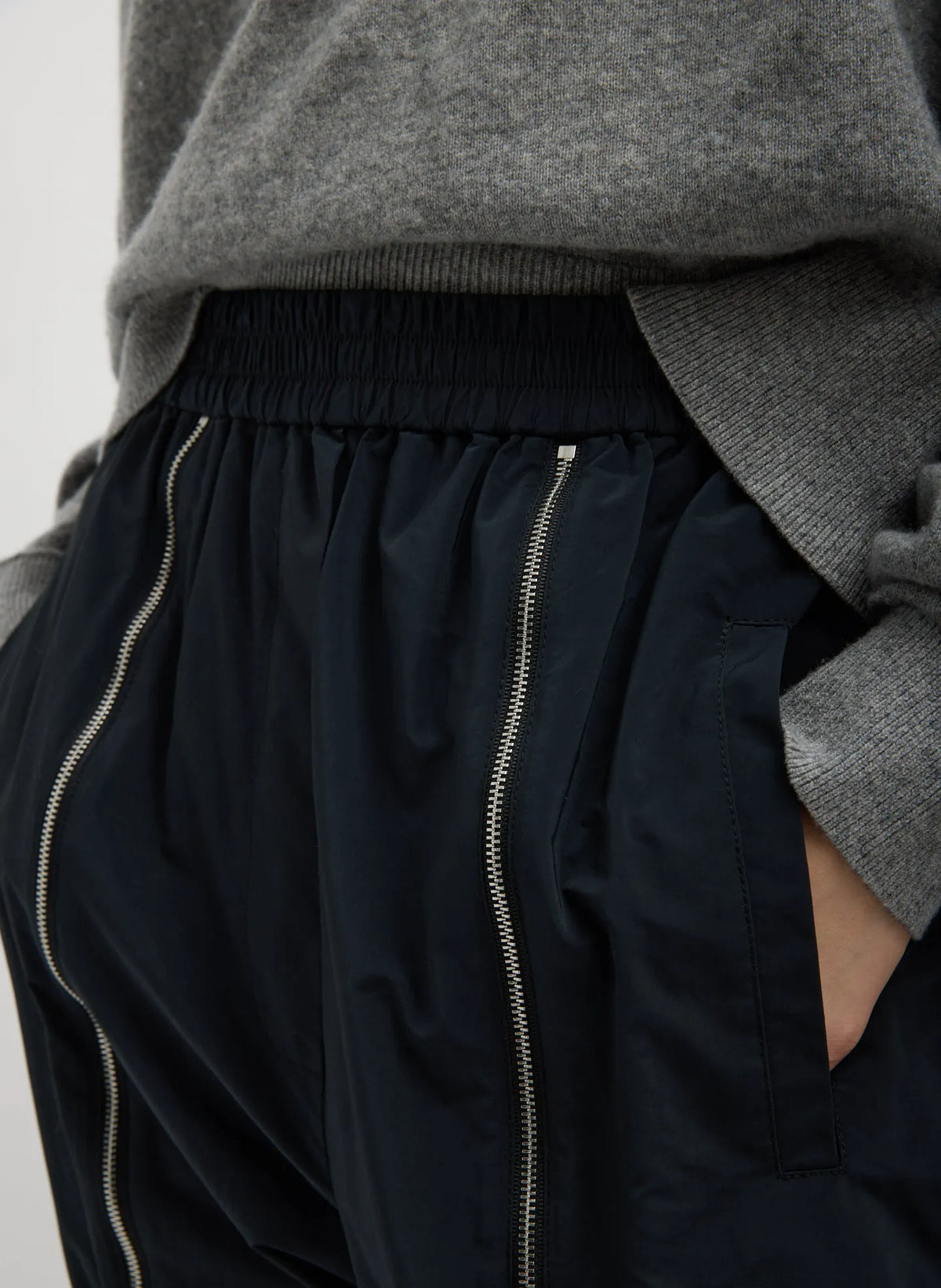Nylon Zipper Jogger