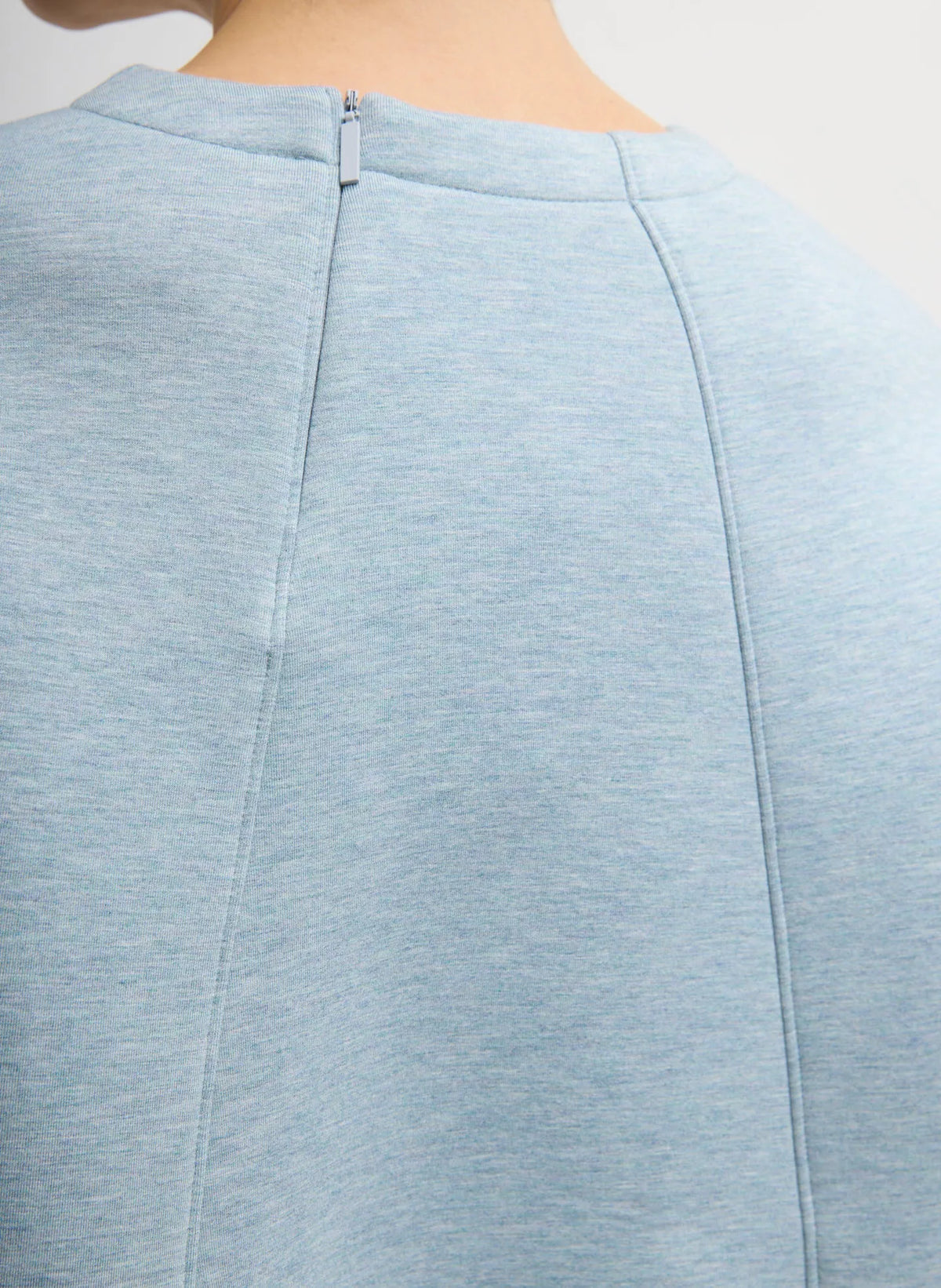 Bonded Viscose Easy V-Neck