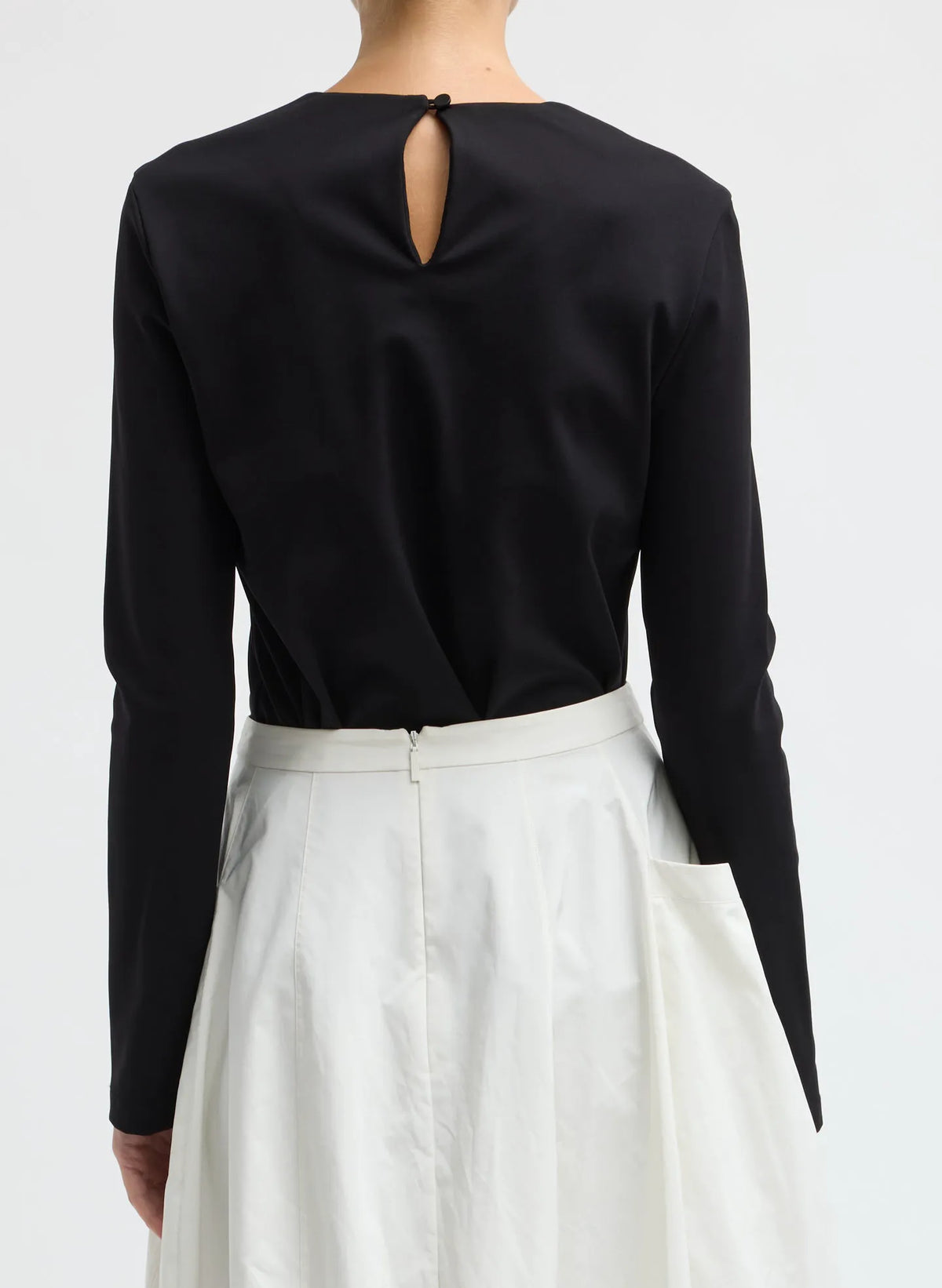Compact Ultra Stretch Knit Long Sleeve Slim Top