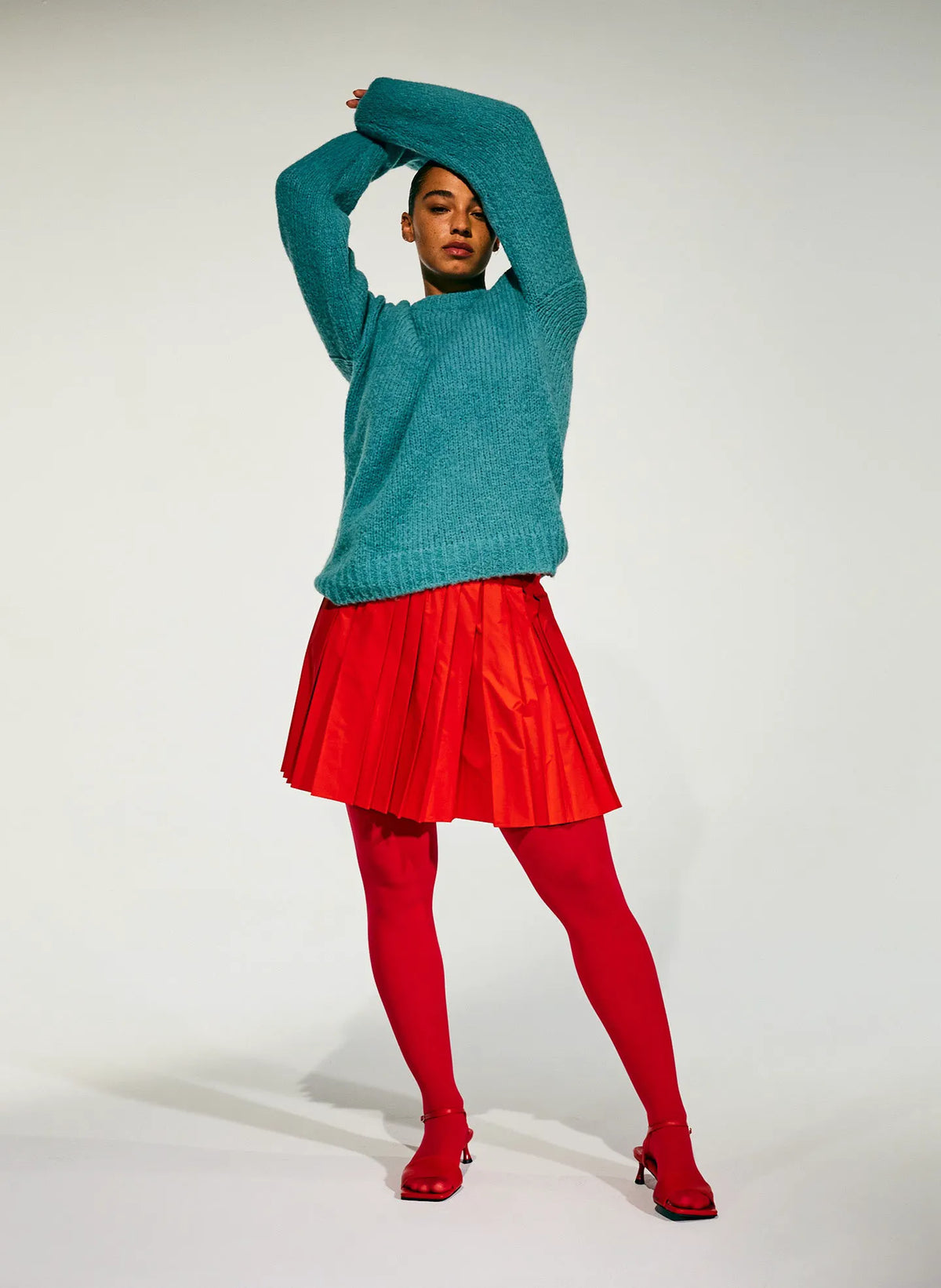 Italian Sporty Nylon Pleated Pull On Mini Skirt