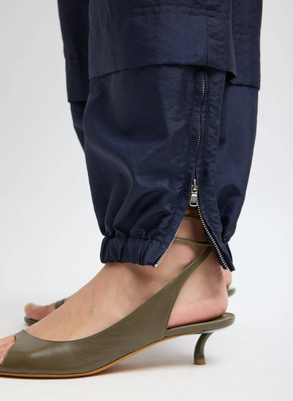 Crispy Nylon Wilt Pull On Jogger