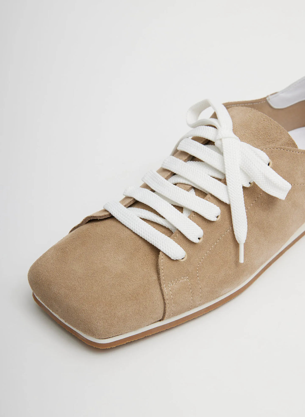 Suede Seth Sneaker