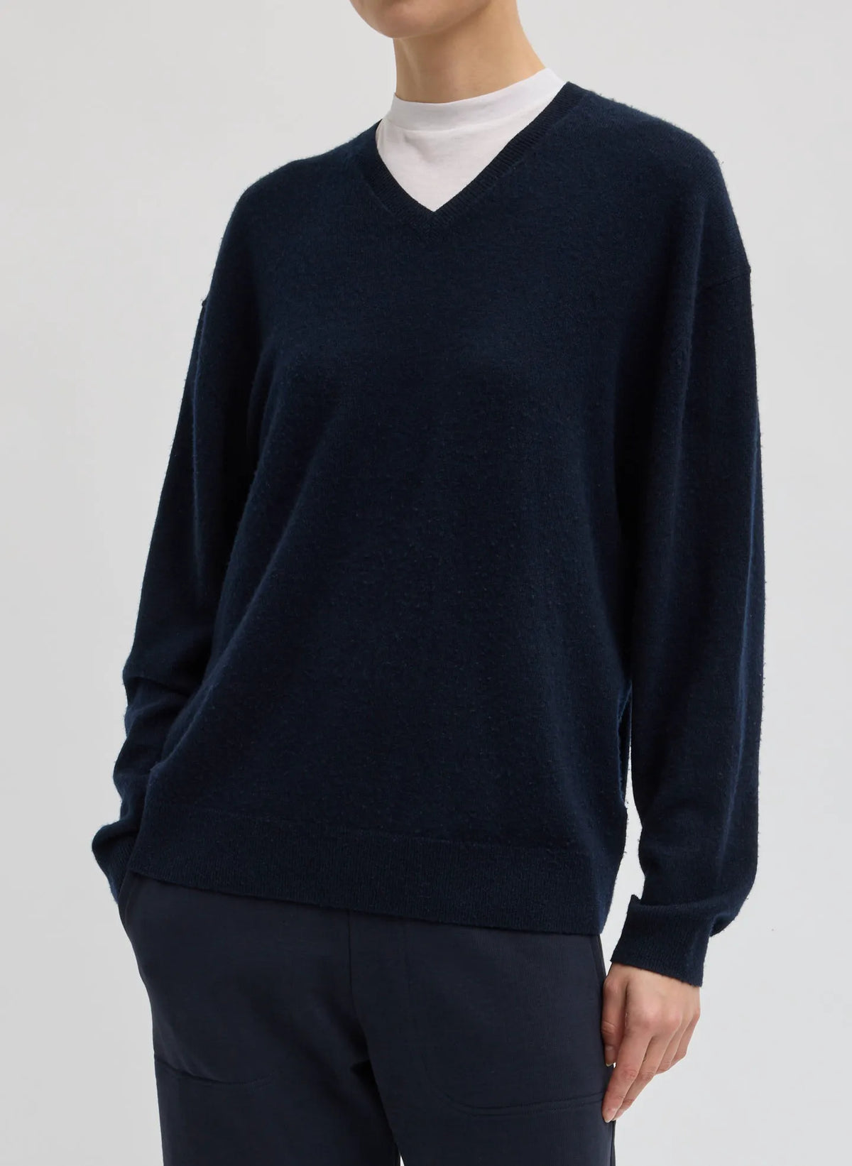 Washable Cashmere Easy V-Neck Sweater