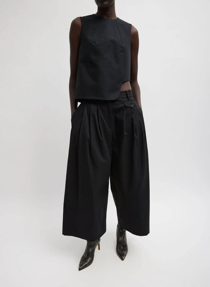 Sculpted Cotton Curved Hem Sleeveless Top