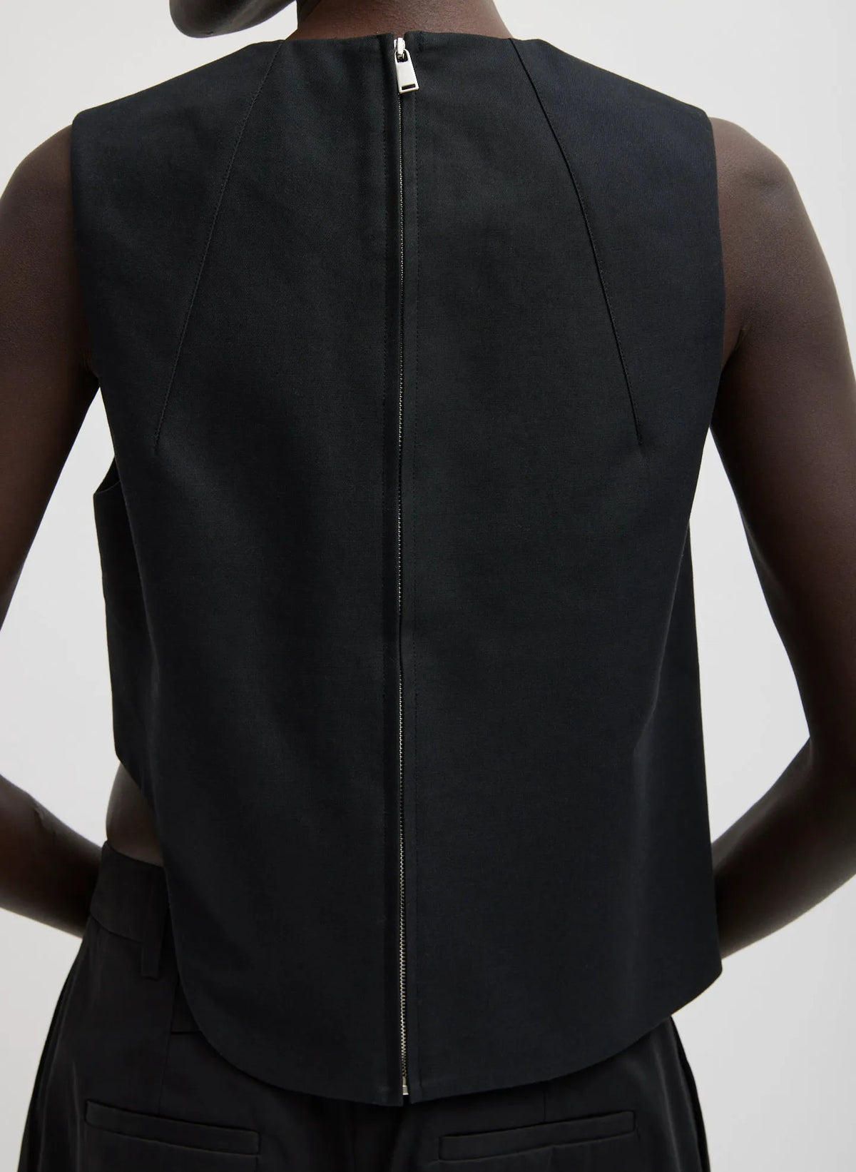 Sculpted Cotton Curved Hem Sleeveless Top