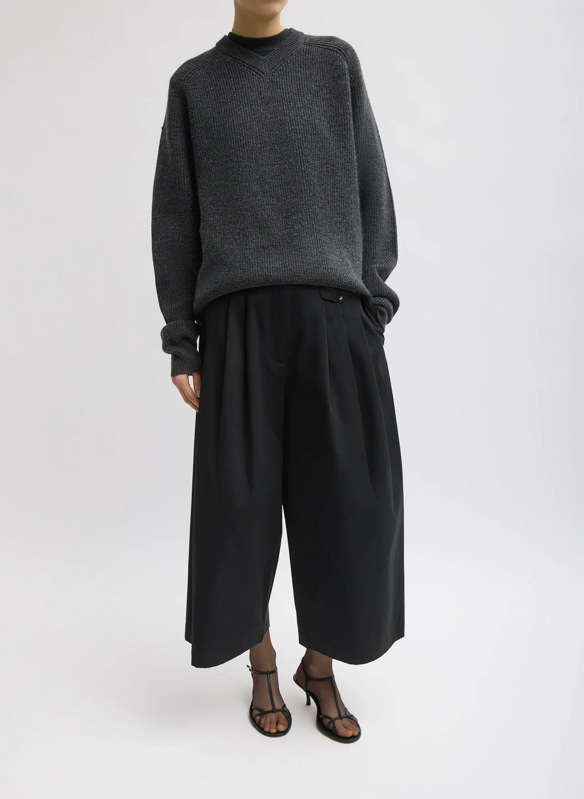 Bio Twill Triple Pleat Cropped Pant
