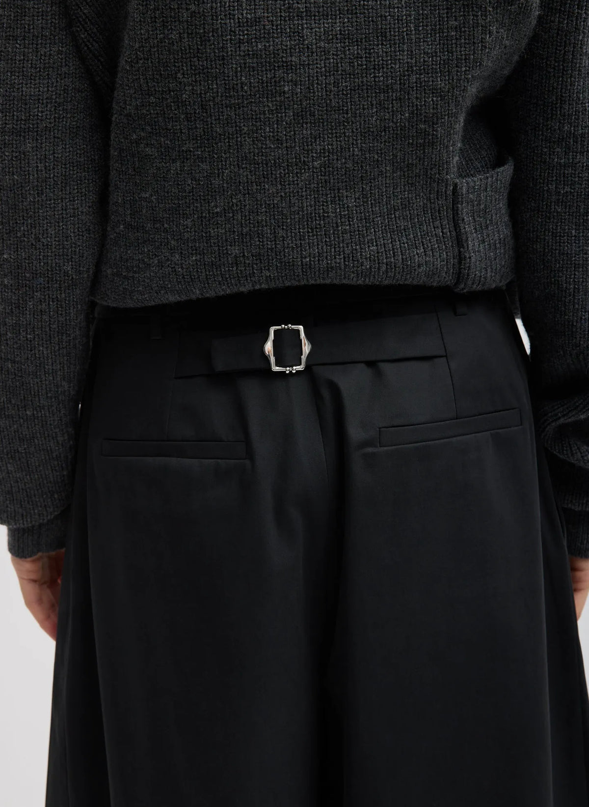 Bio Twill Triple Pleat Cropped Pant