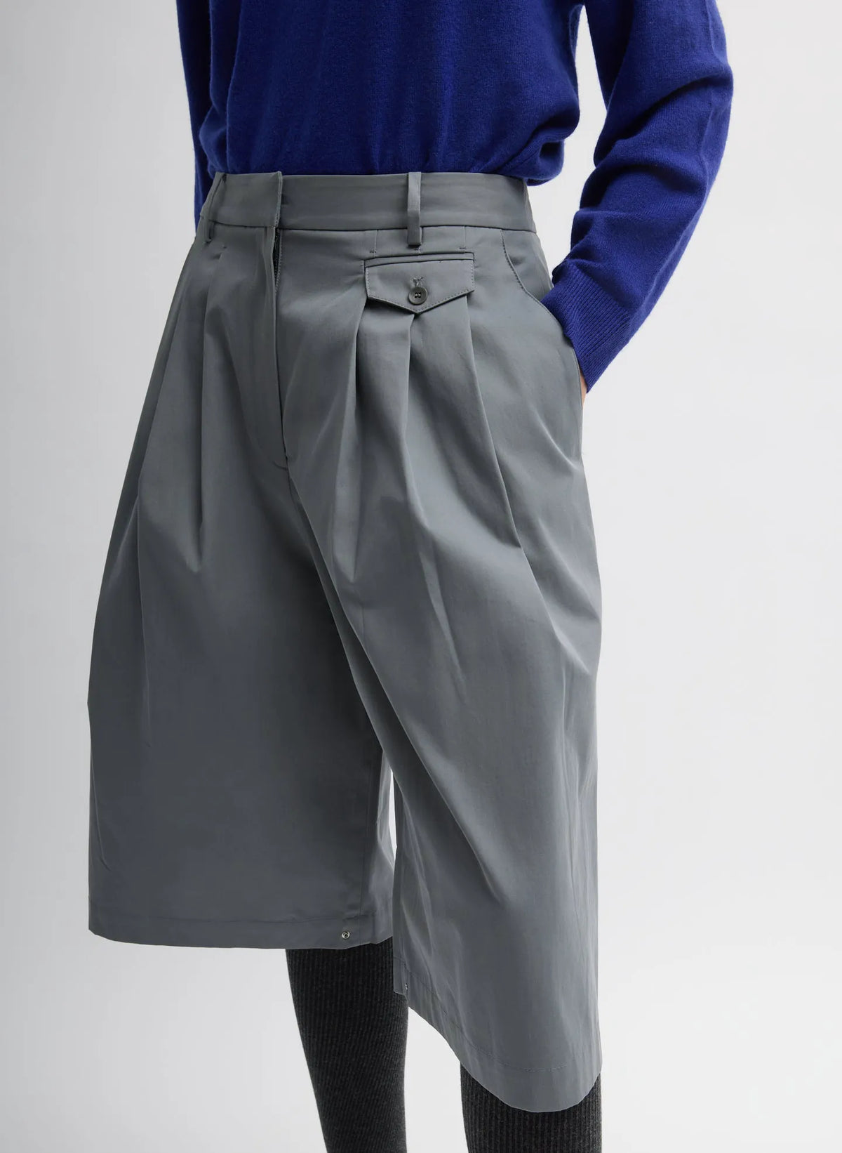 Bio Twill Triple Pleat Short