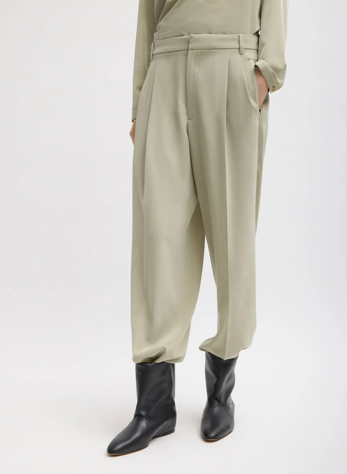 Relaxed Suiting Derrick Men's Trouser