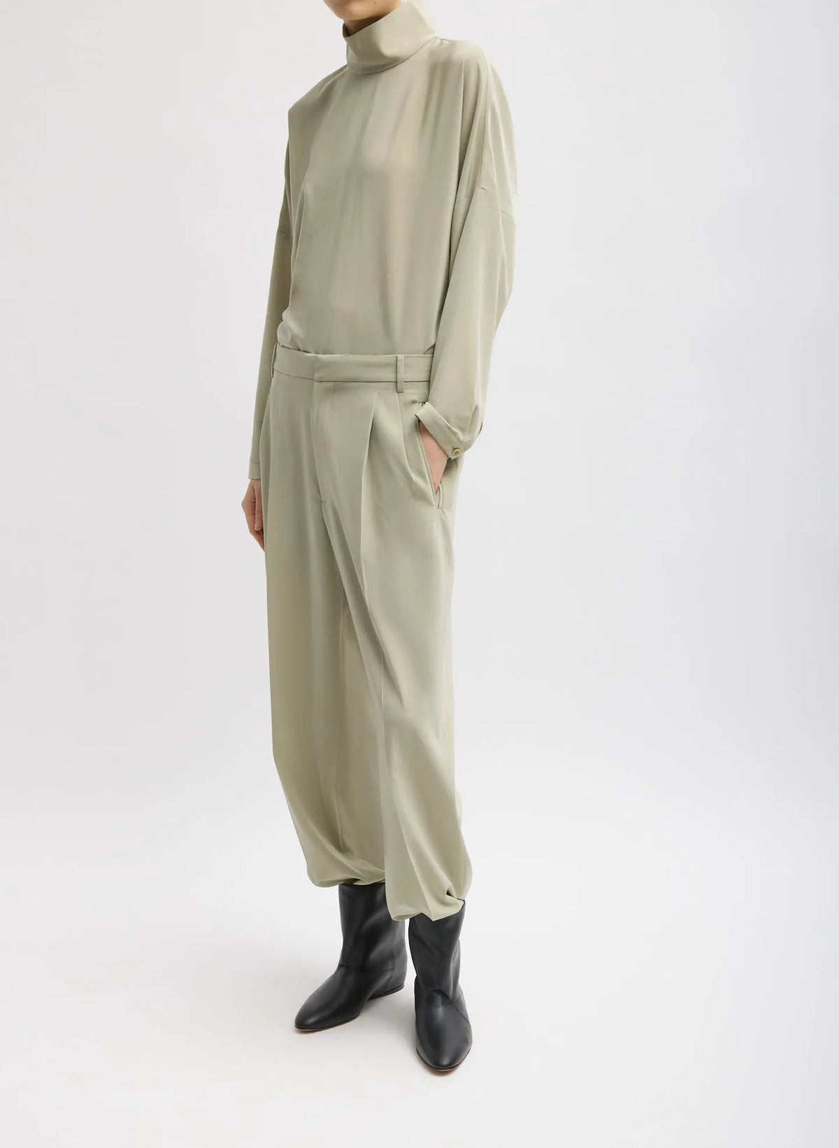Relaxed Suiting Derrick Men's Trouser