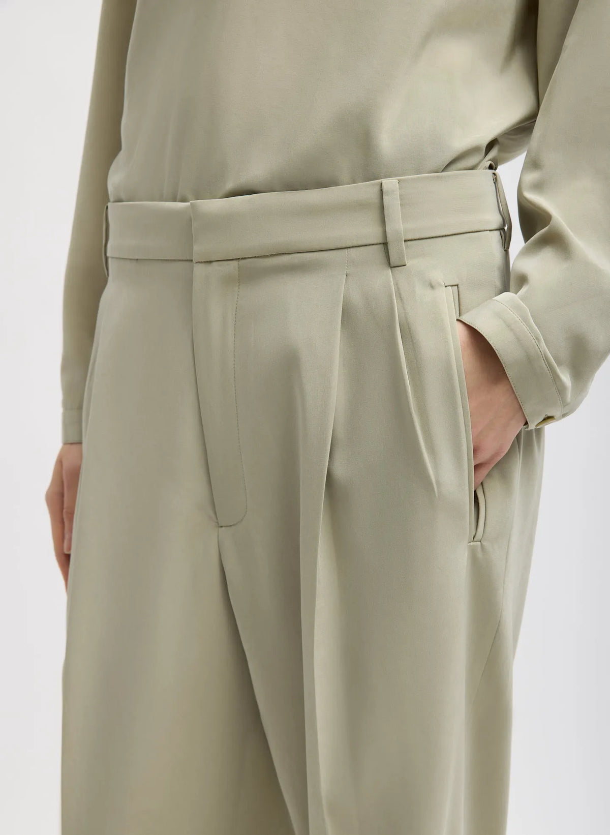 Relaxed Suiting Derrick Men's Trouser