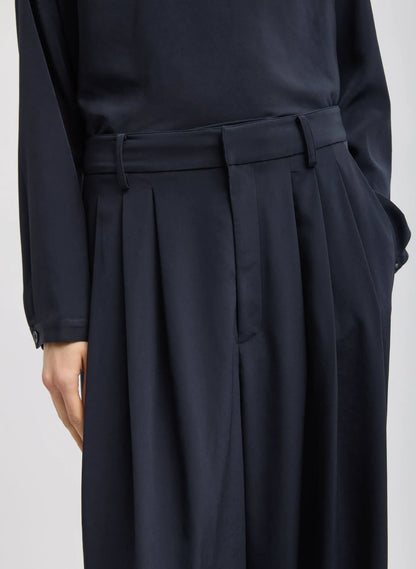 Relaxed Suiting Triple Pleat Pant