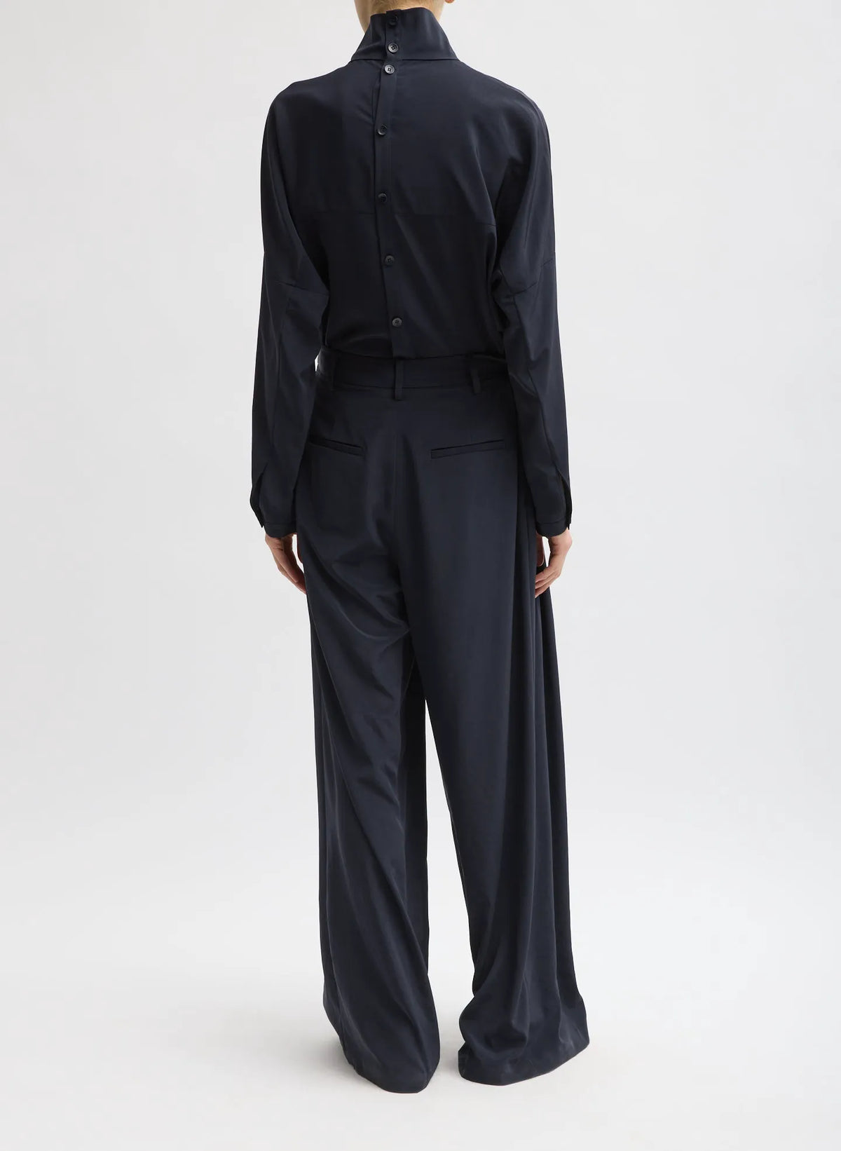 Relaxed Suiting Triple Pleat Pant