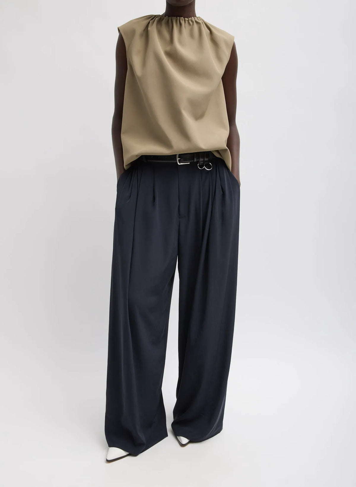 Relaxed Suiting Triple Pleat Pant