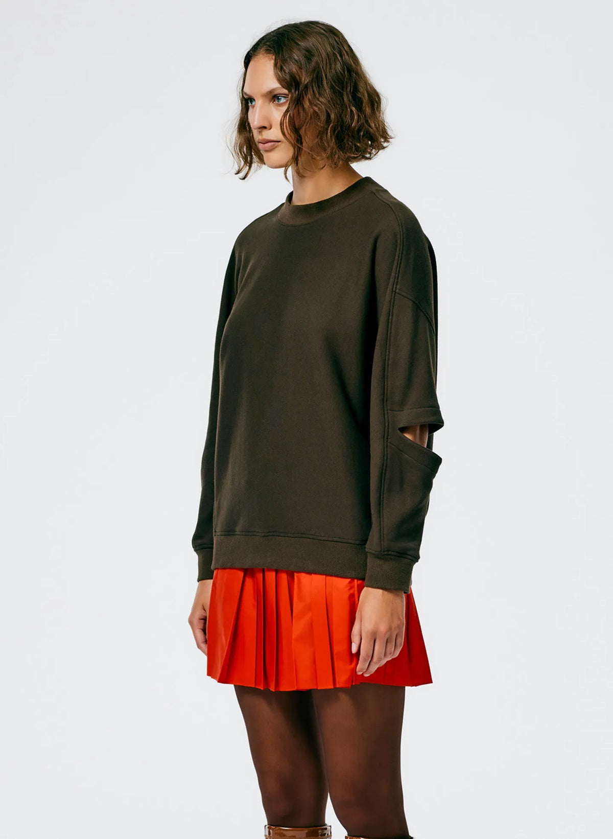 Italian Sporty Nylon Pleated Pull On Mini Skirt
