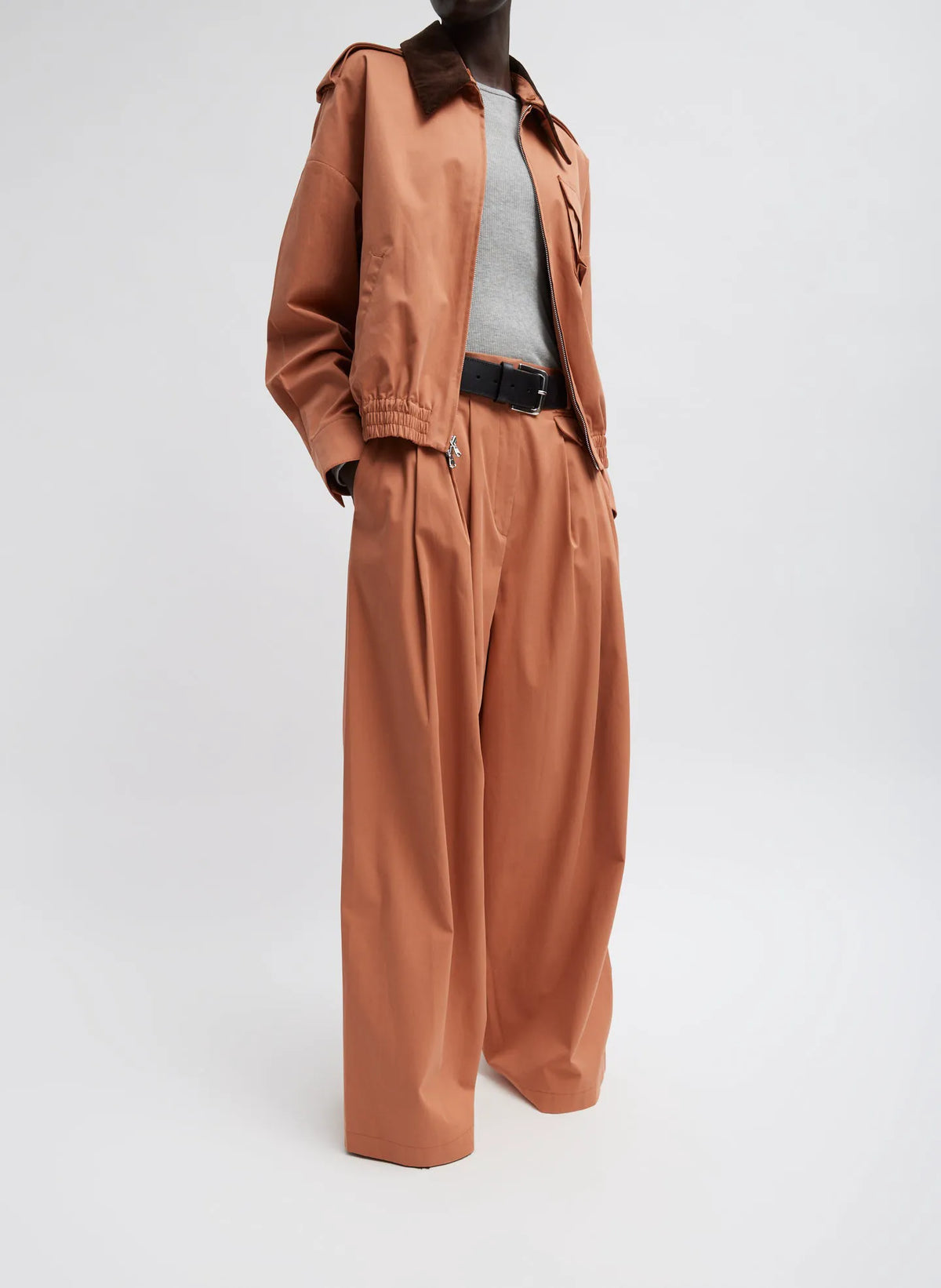 Bio Twill Triple Pleat Pant
