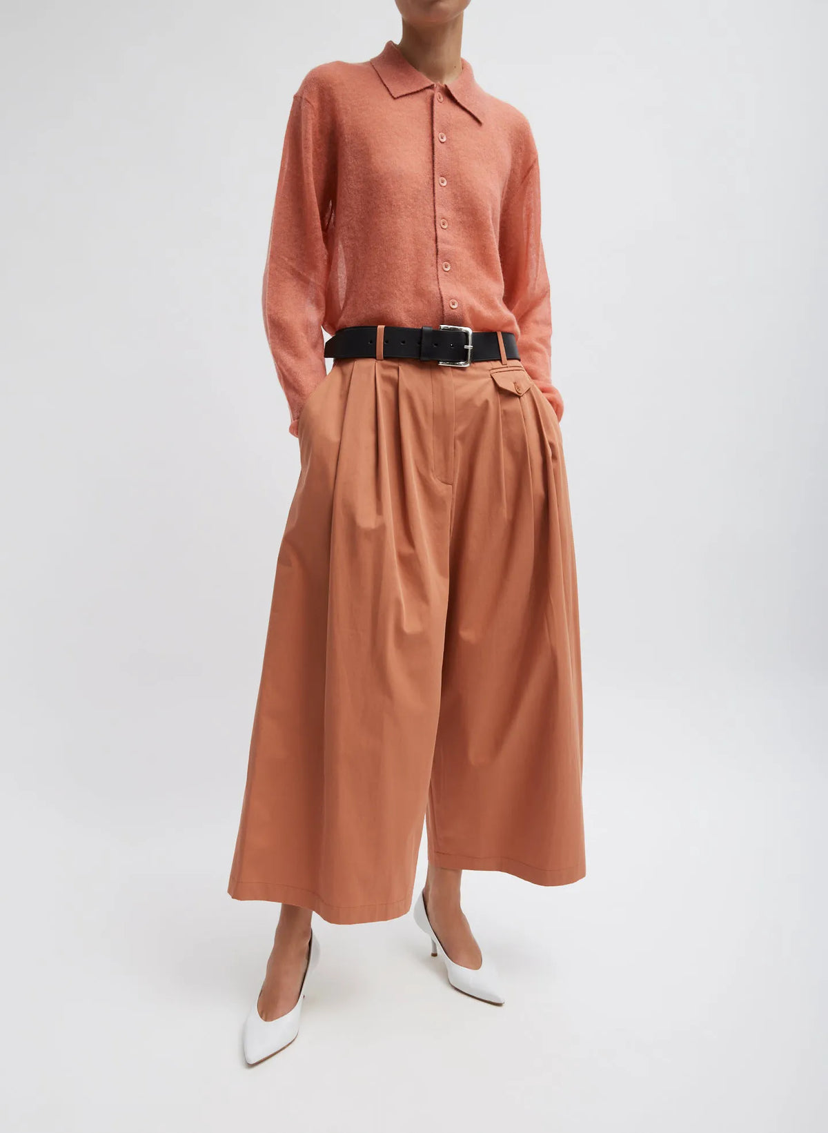 Bio Twill Triple Pleat Cropped Pant
