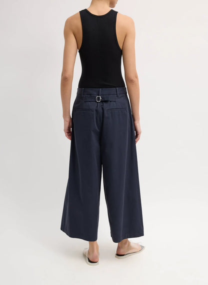 Bio Twill Triple Pleat Cropped Pant