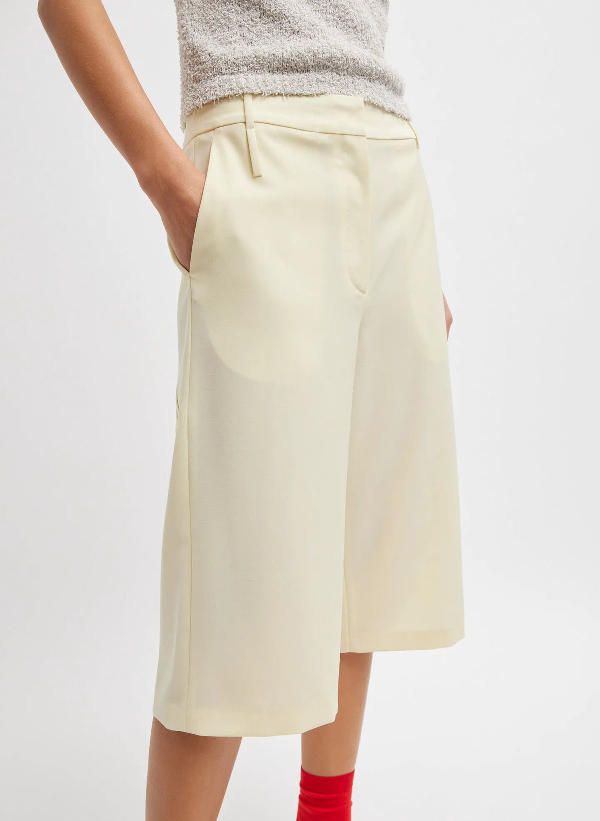 Tropical Wool Short