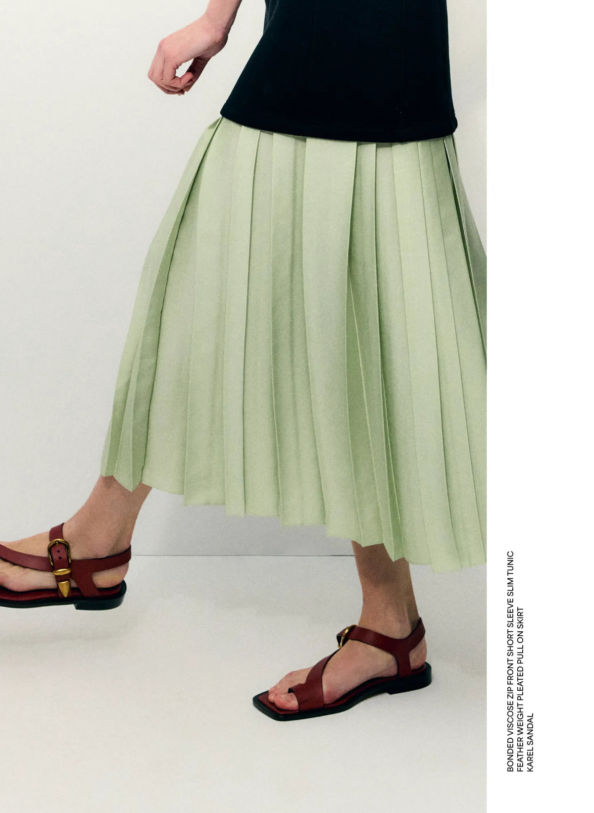 Feather Weight Pleated Pull On Skirt