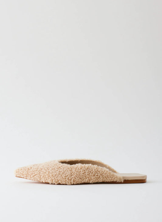 Nori Short Faux Fur Slide