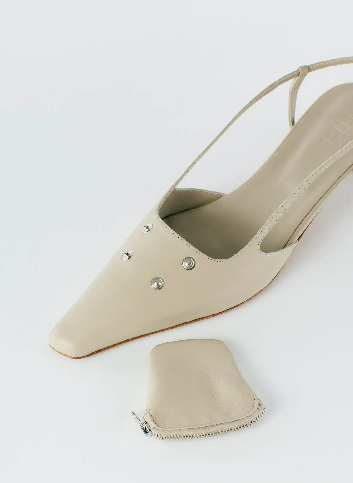 Victor Slingback