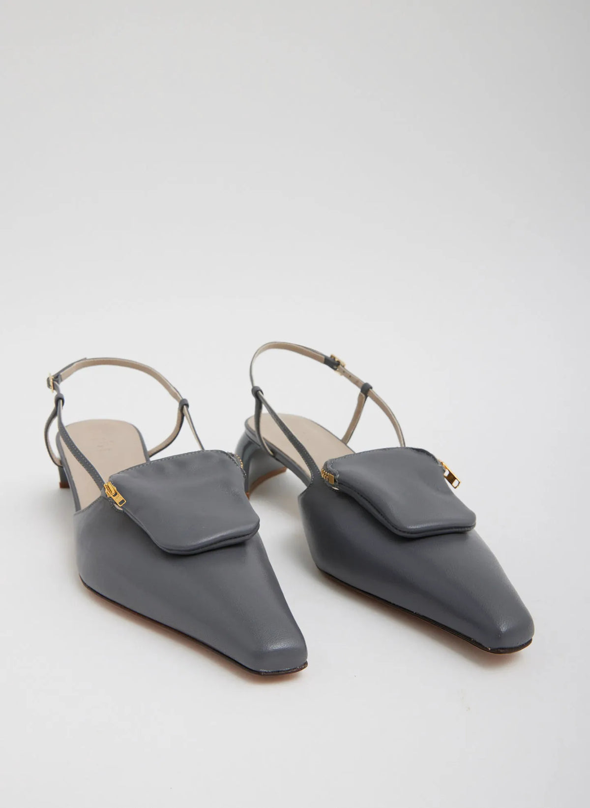 Victor Slingback
