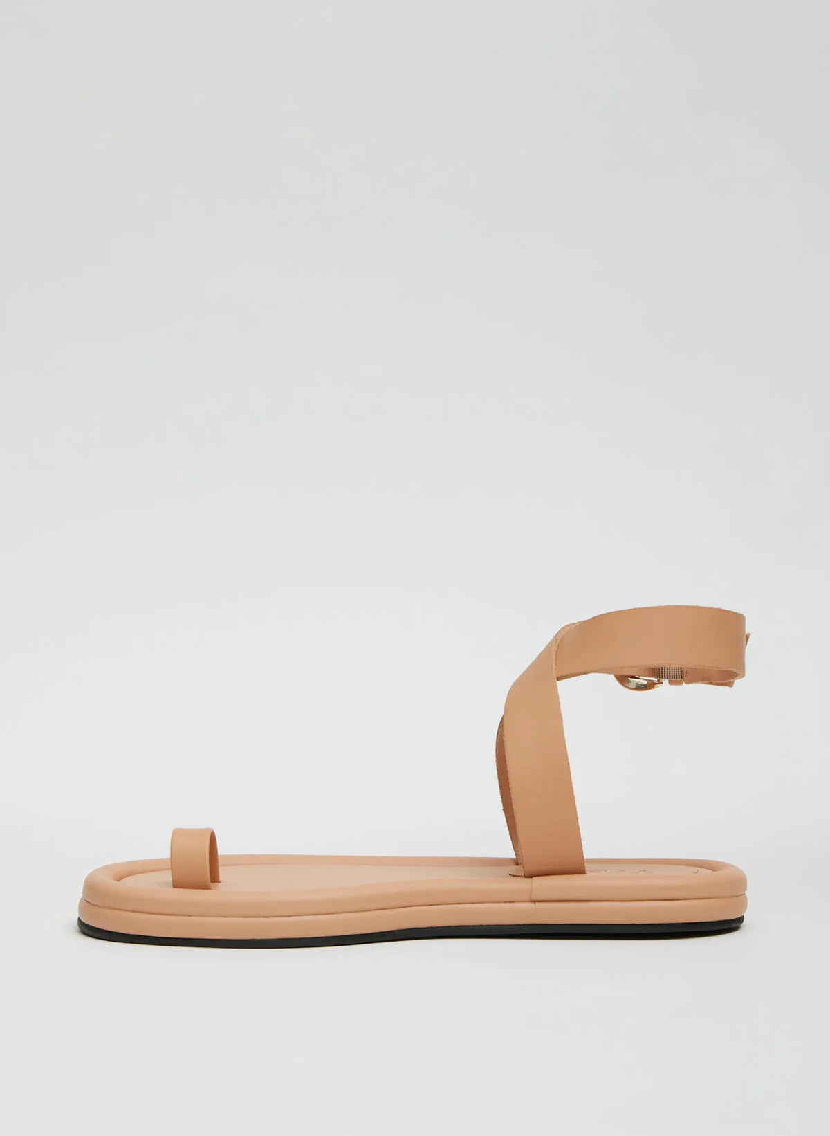 Dwayne Sandal