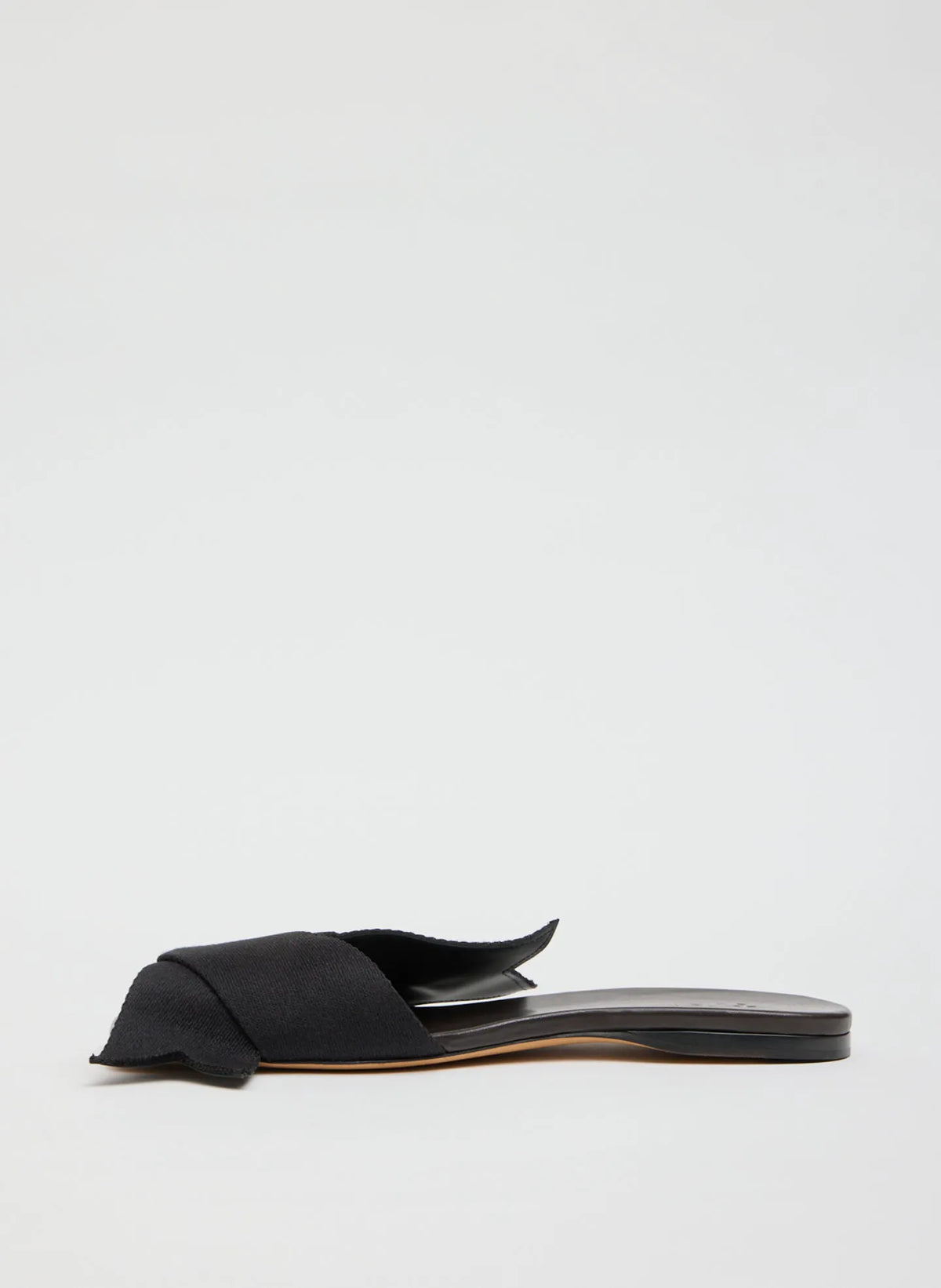 Adrien Sandal