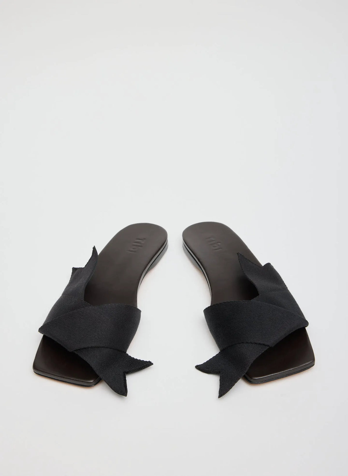 Adrien Sandal