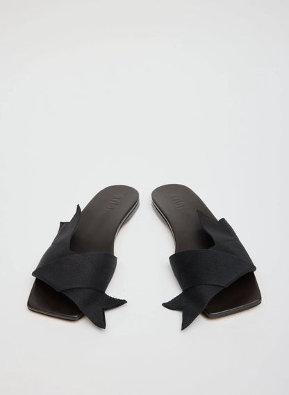 Adrien Sandal