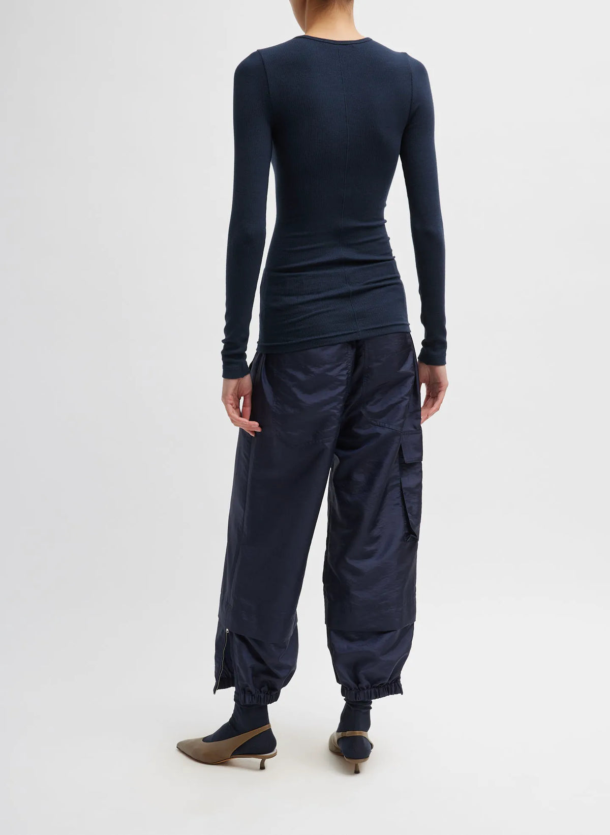Circular Ribbed Crewneck Pullover T-Shirt