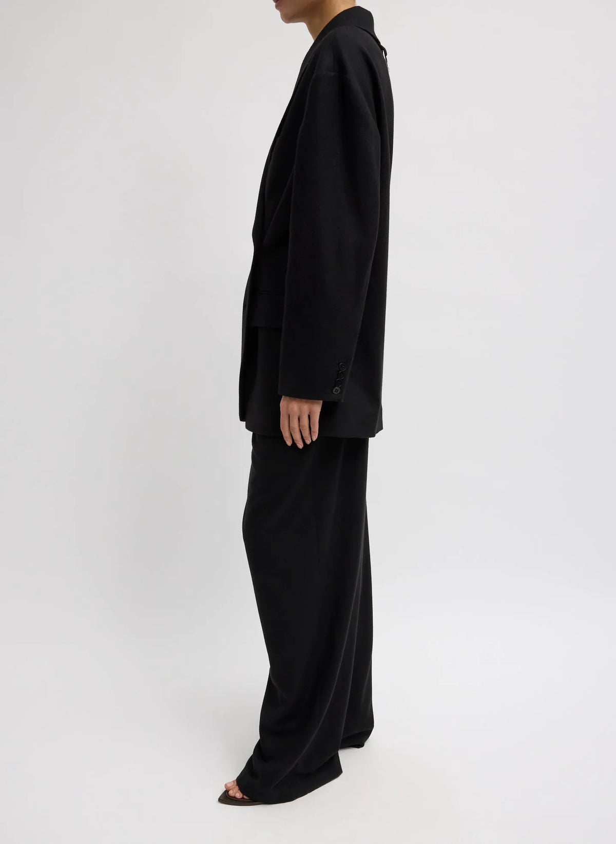 Cashmere Suiting Liam Blazer