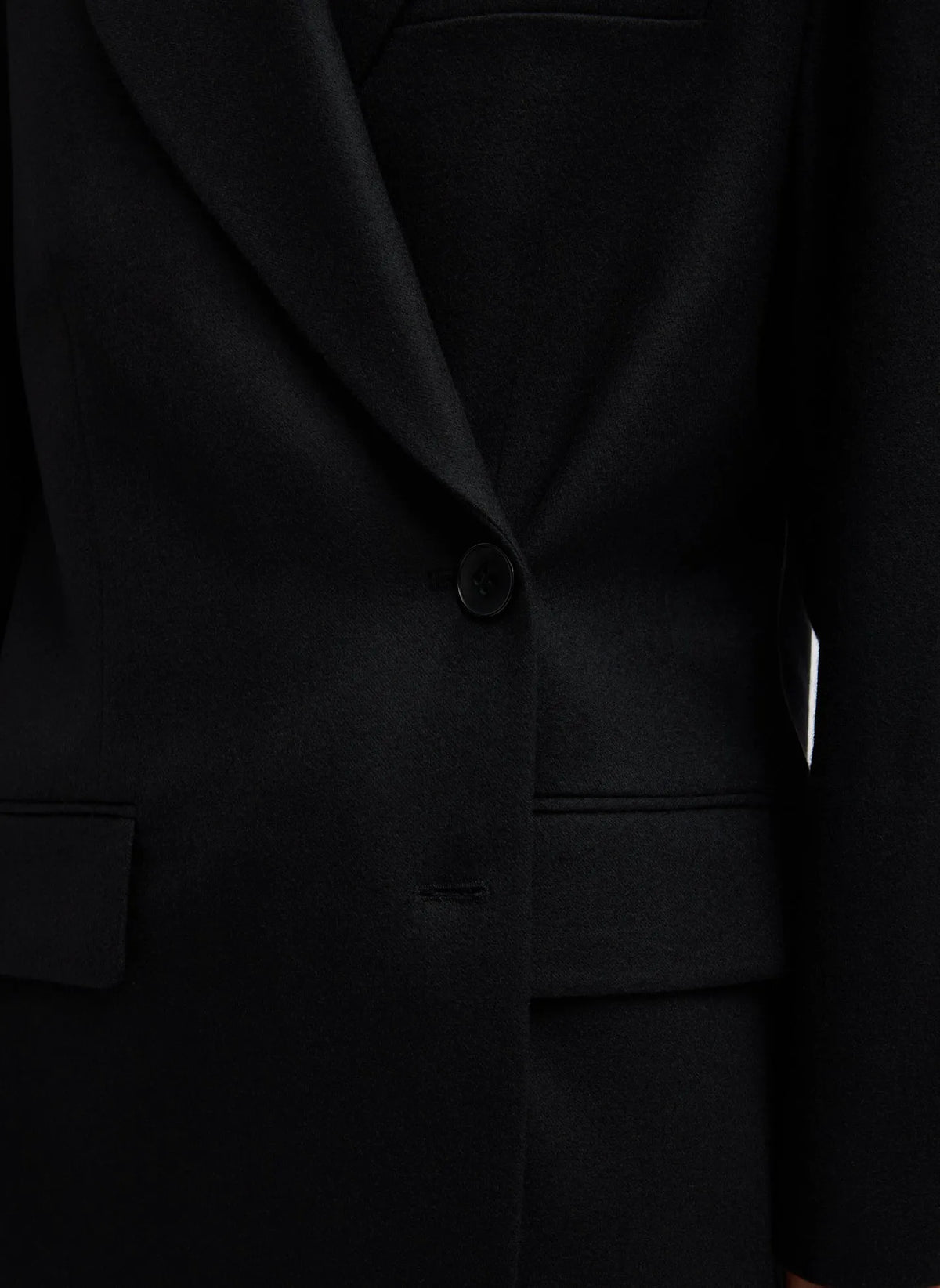 Cashmere Suiting Liam Blazer