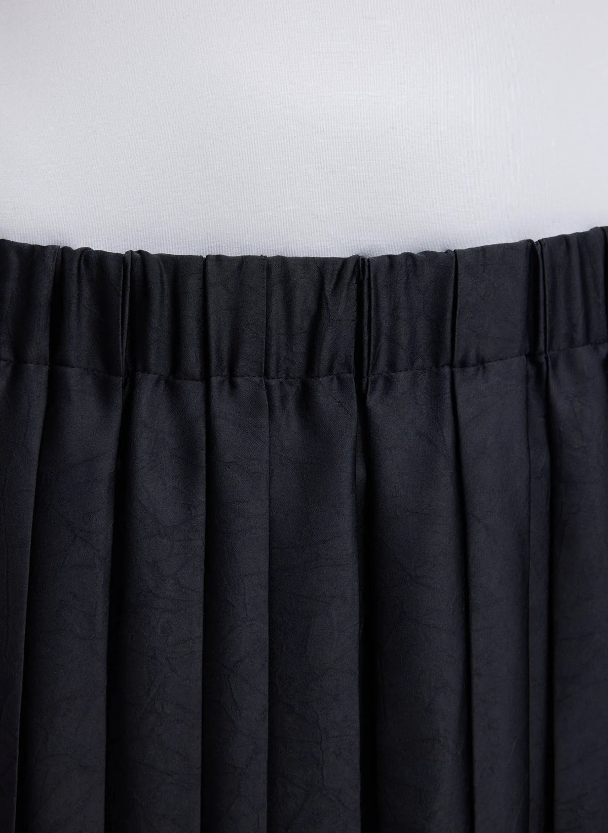 Feather Weight Pleated Pull On Skirt