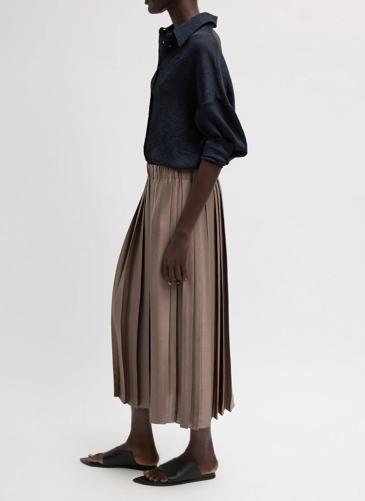 Feather Weight Pleated Pull On Skirt