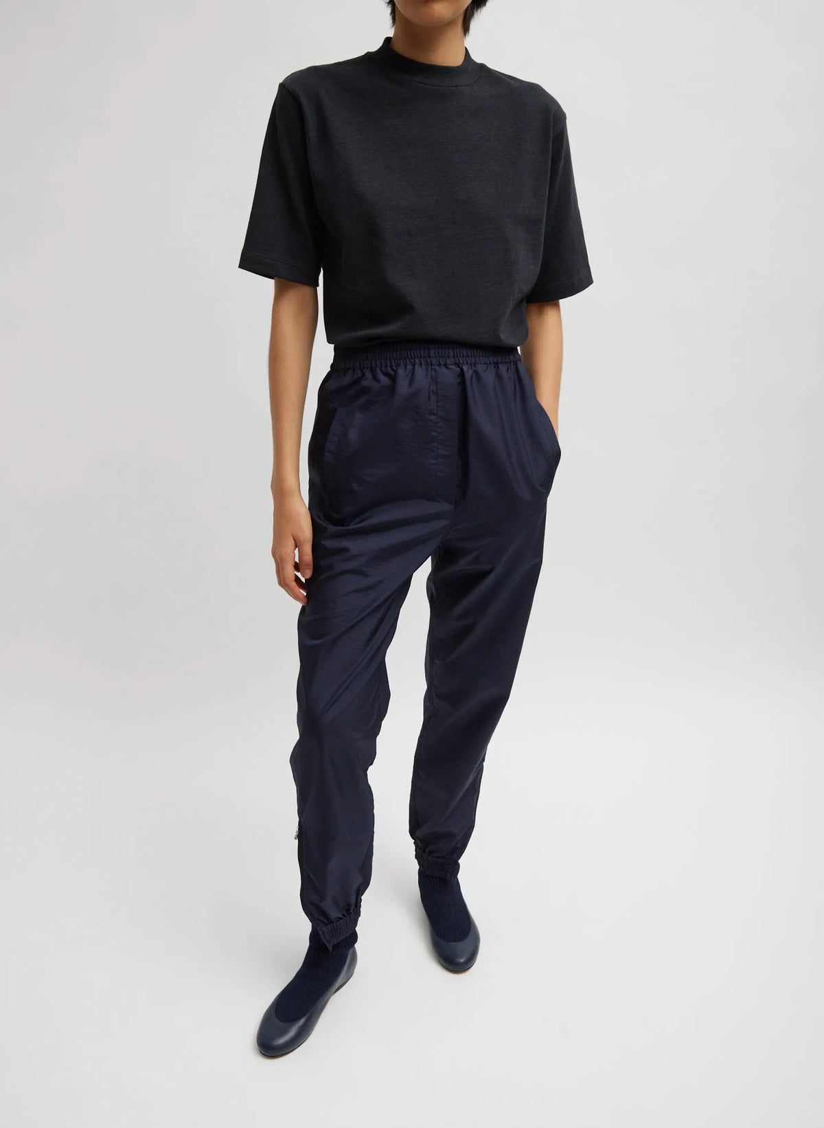 Crispy Nylon Kat Jogger