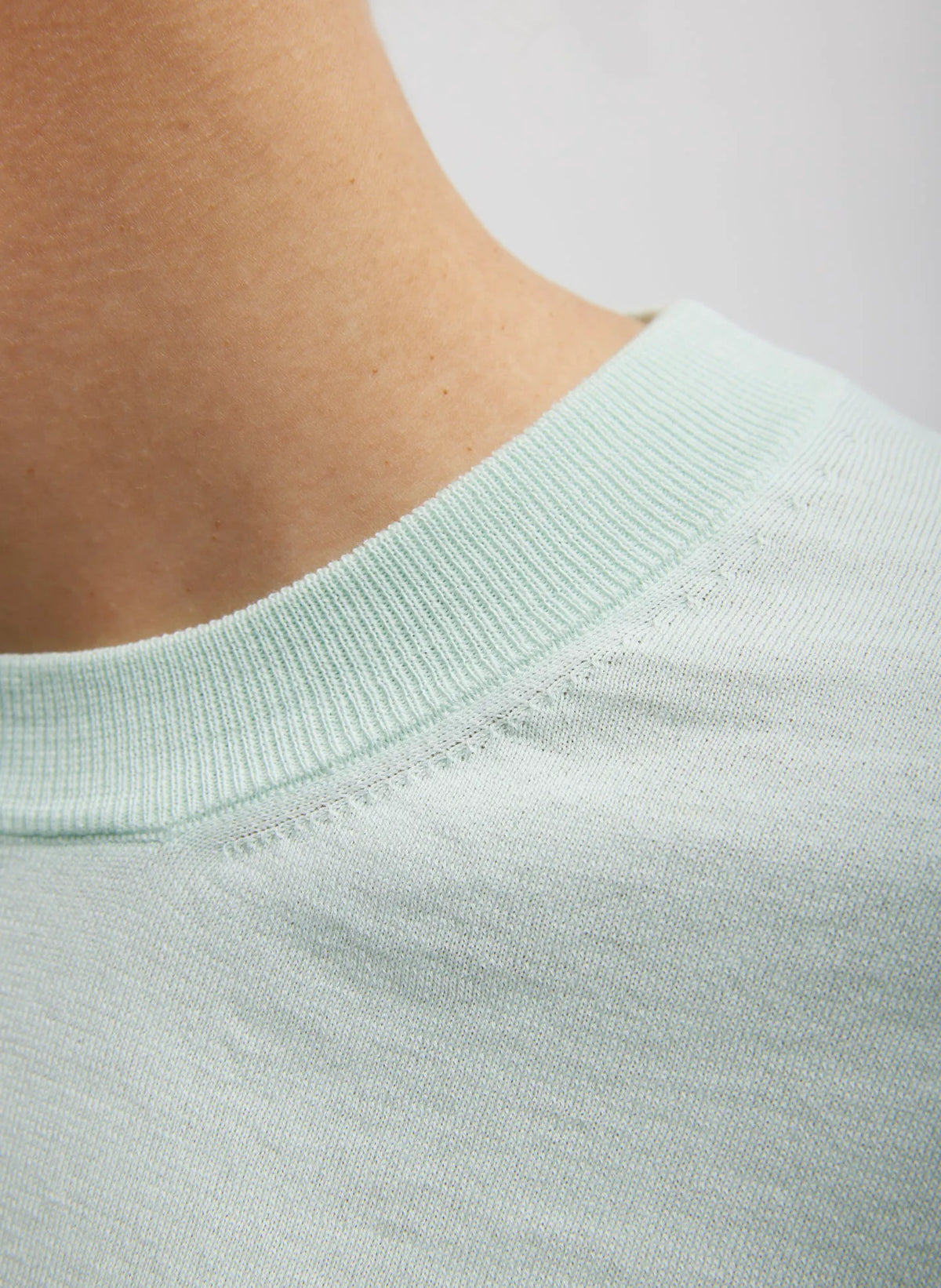 Super Fine Gauge Perfect Short Sleeve Men's Pullover
