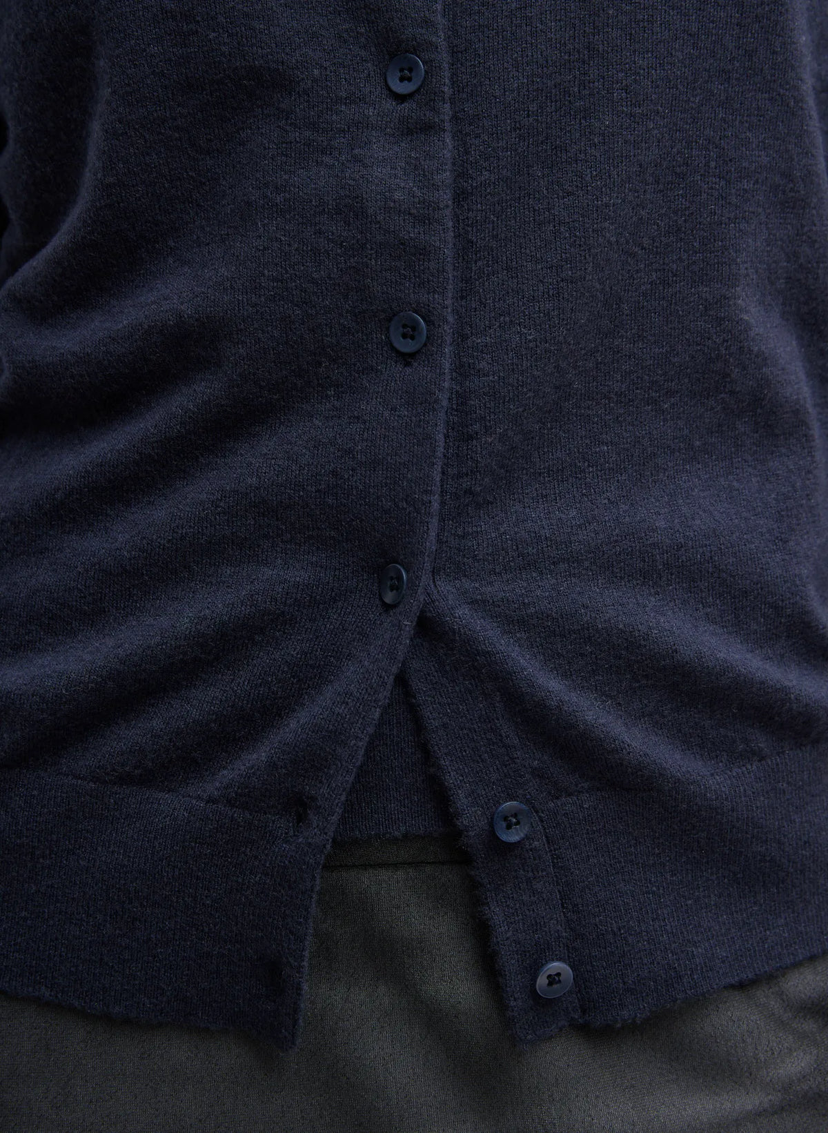 Skinlike Mercerized Wool Shrunken Cardigan