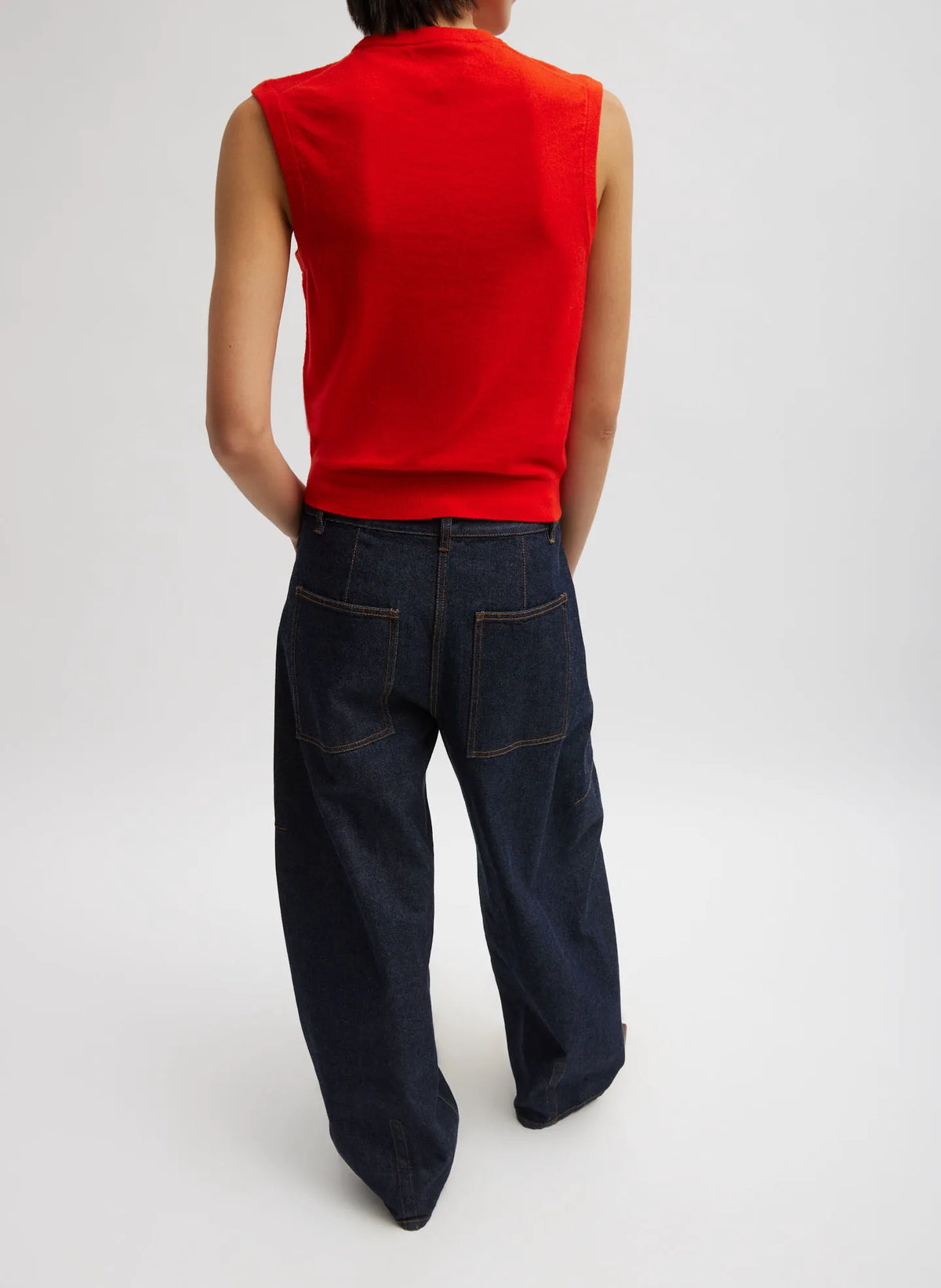 Skinlike Mercerized Wool Sleeveless Sweater