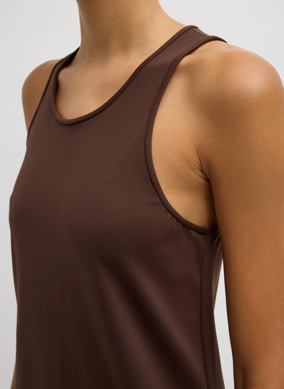 00