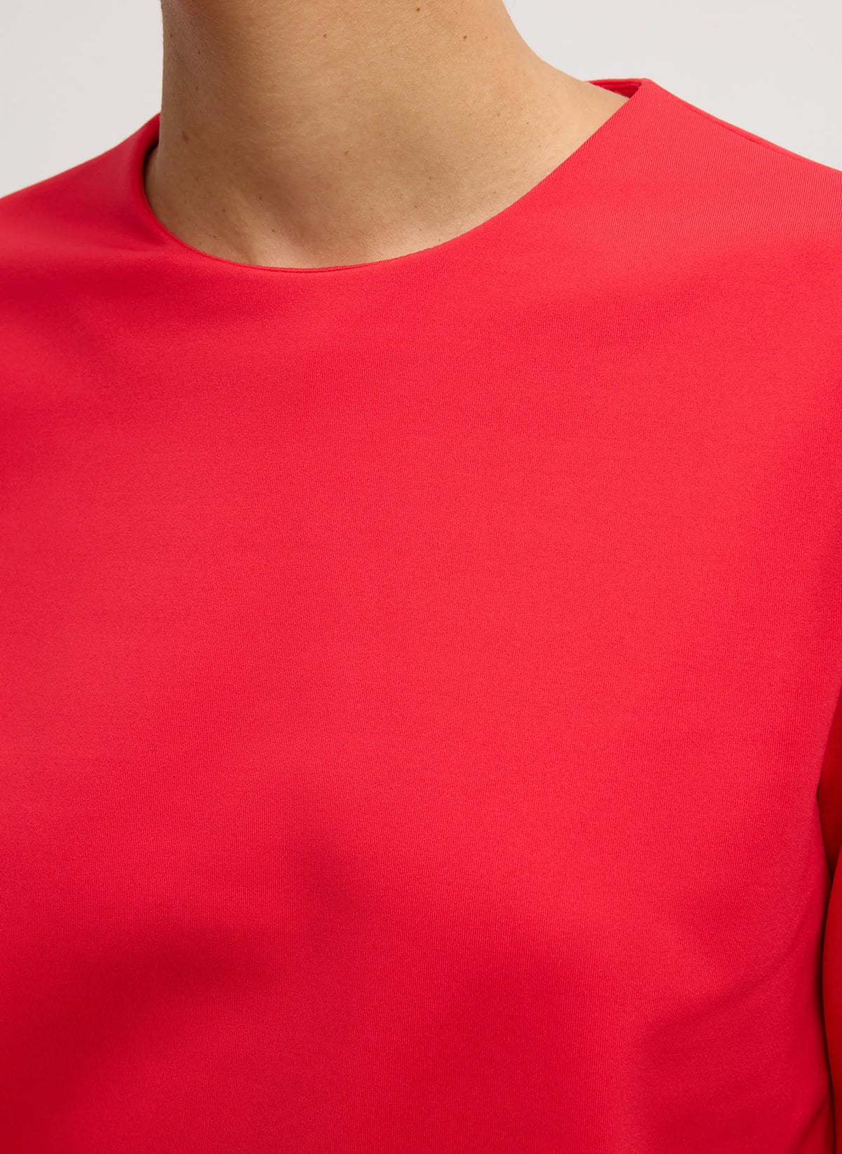 Compact Ultra Stretch Knit Long Sleeve Slim Top
