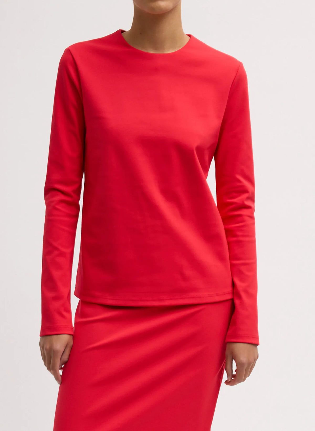 Compact Ultra Stretch Knit Long Sleeve Slim Top