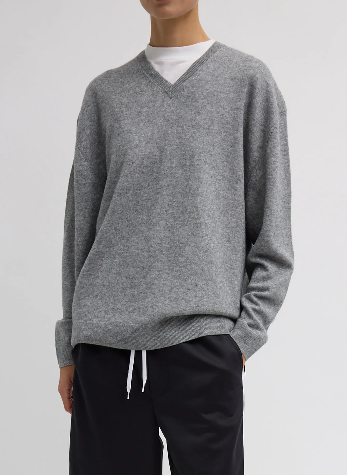 Washable Cashmere Easy V-Neck Sweater