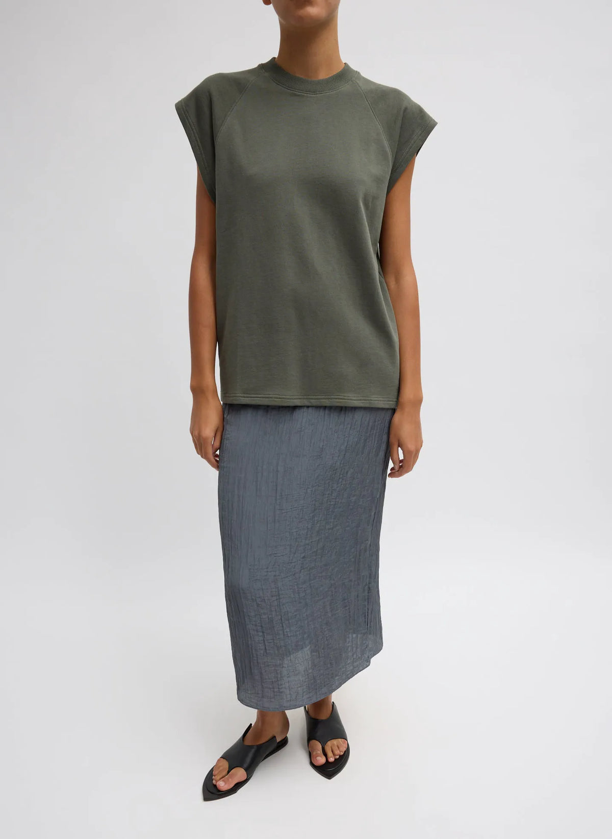 Light Weight Sweatshirting Sleeveless Easy Top